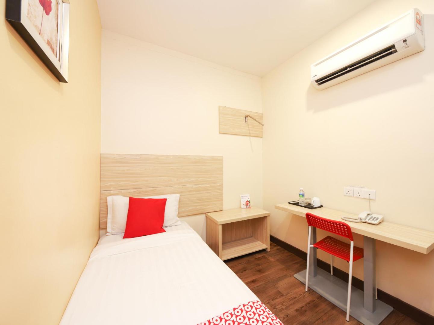 YP Boutique Hotel by OYO Rooms
