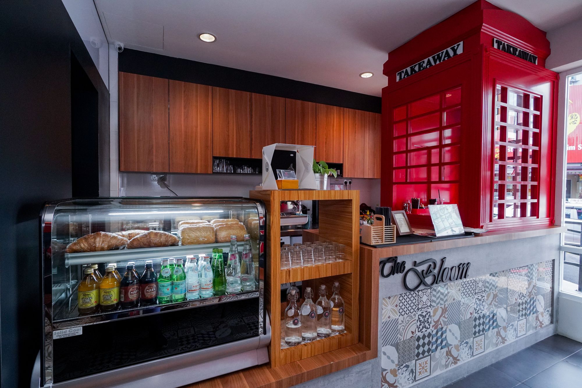 Bloommaze Boutique Hotel