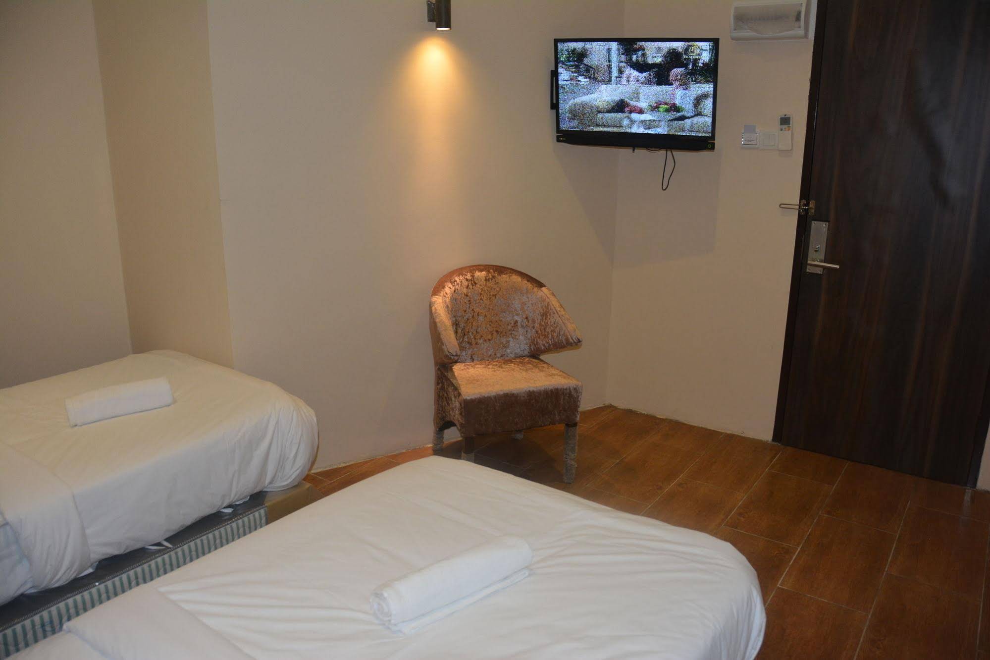 Puchong New Town Hotel