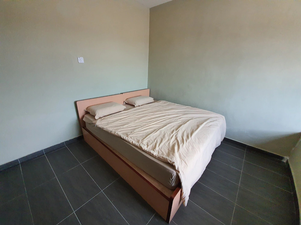 Sweet Home Hotel by OYO Rooms
