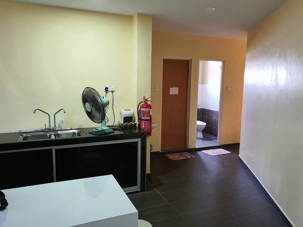 Sweet Home Hotel by OYO Rooms
