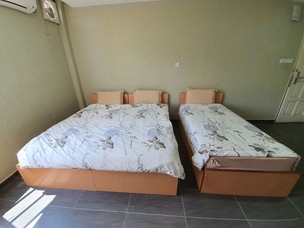 Sweet Home Hotel by OYO Rooms