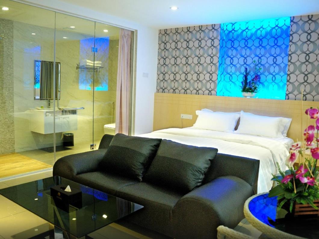 East Sun Hotel