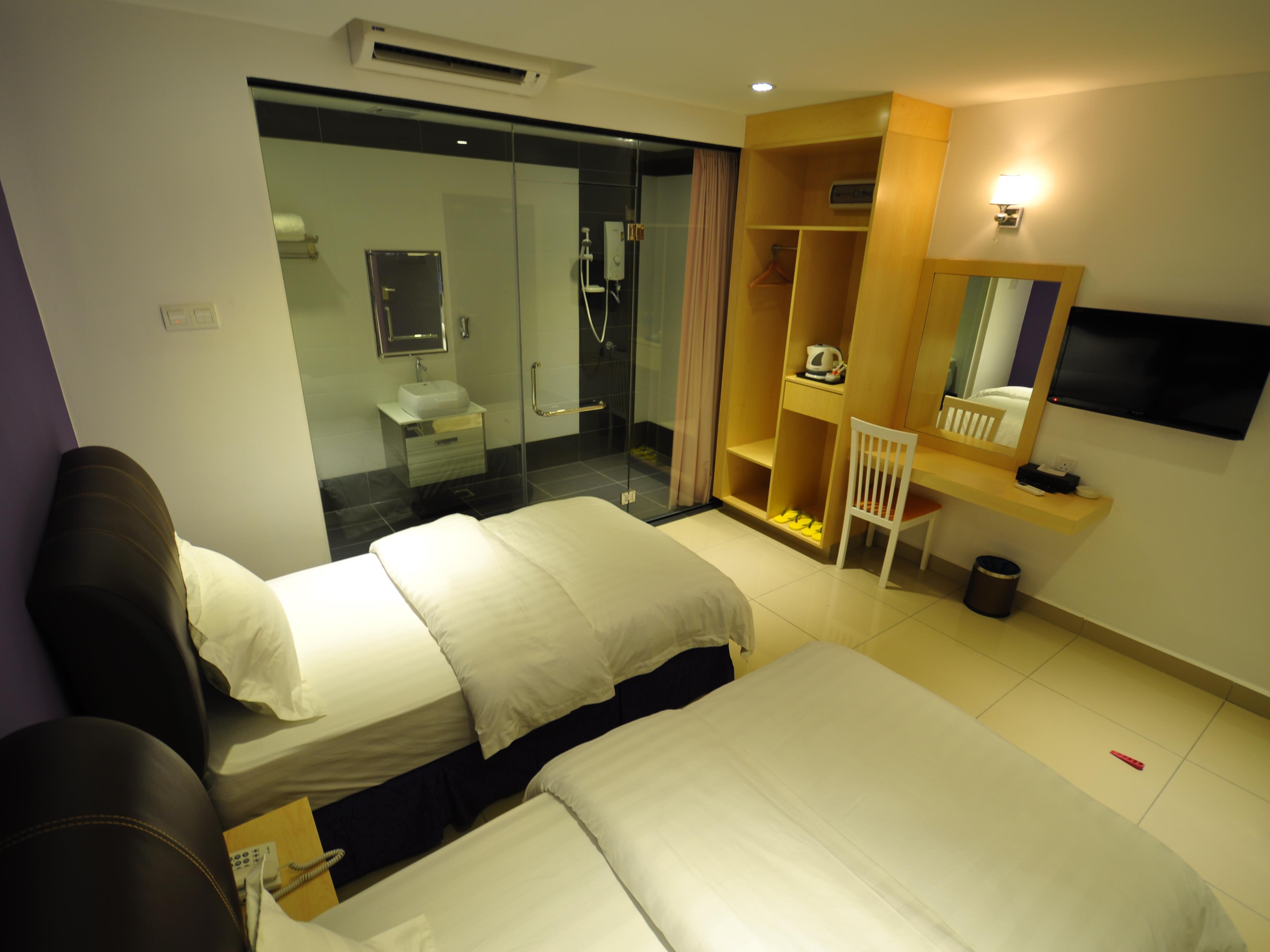 East Sun Hotel