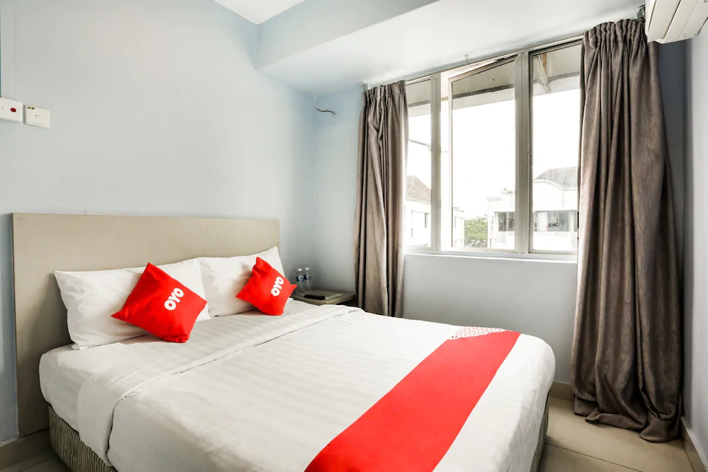 Green Leaf Boutique Hotel by OYO Rooms