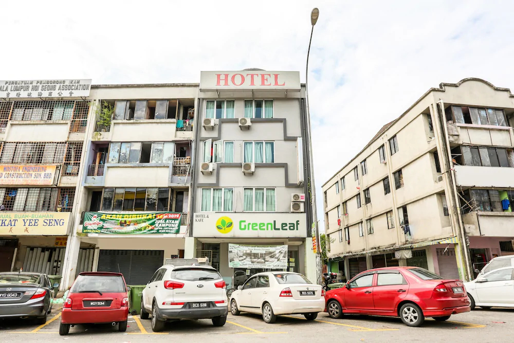 Green Leaf Boutique Hotel by OYO Rooms