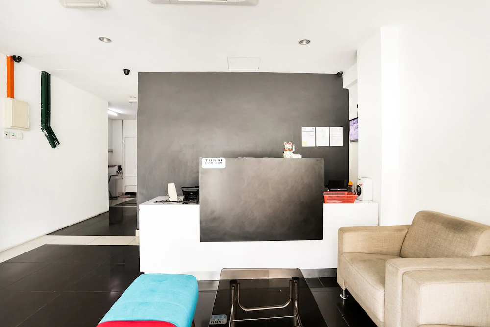 Green Leaf Boutique Hotel by OYO Rooms