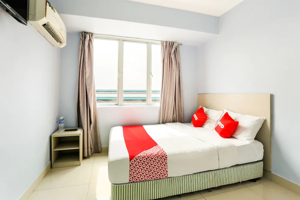 Green Leaf Boutique Hotel by OYO Rooms