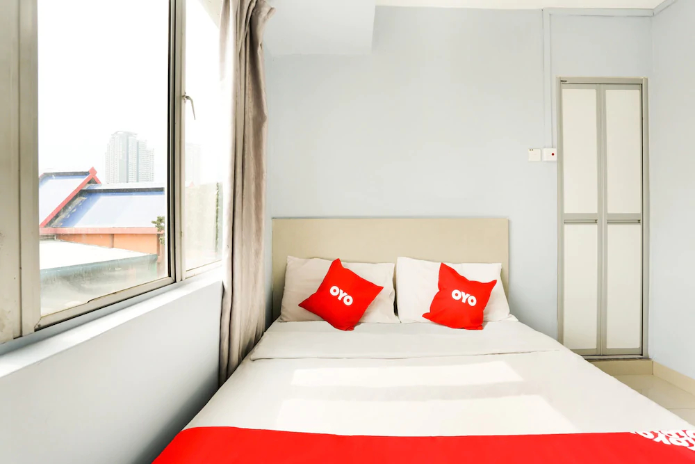 Green Leaf Boutique Hotel by OYO Rooms