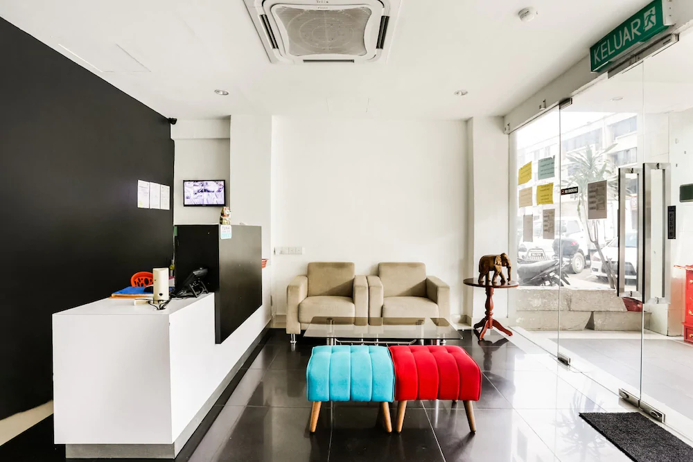 Green Leaf Boutique Hotel by OYO Rooms
