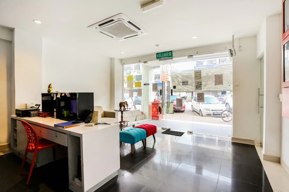 Green Leaf Boutique Hotel by OYO Rooms