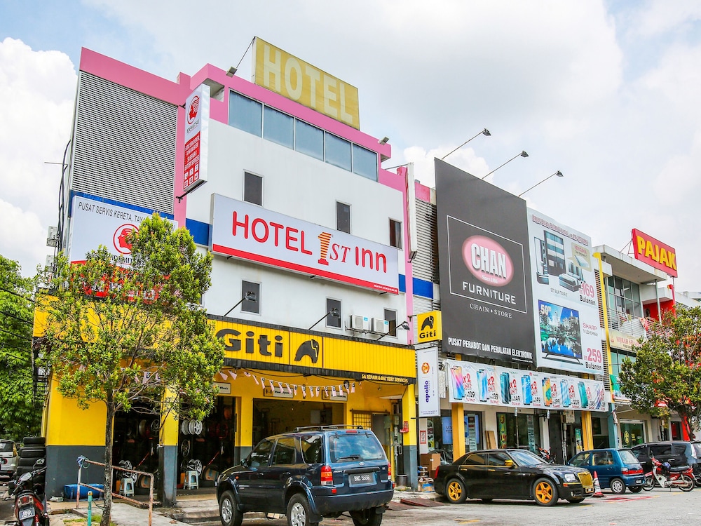 1st Inn Hotel by OYO Rooms