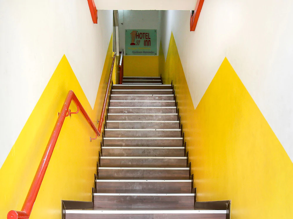 1st Inn Hotel by OYO Rooms