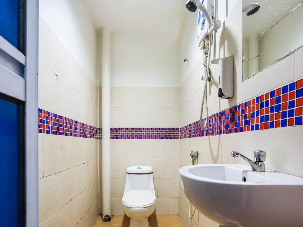 1st Inn Hotel by OYO Rooms