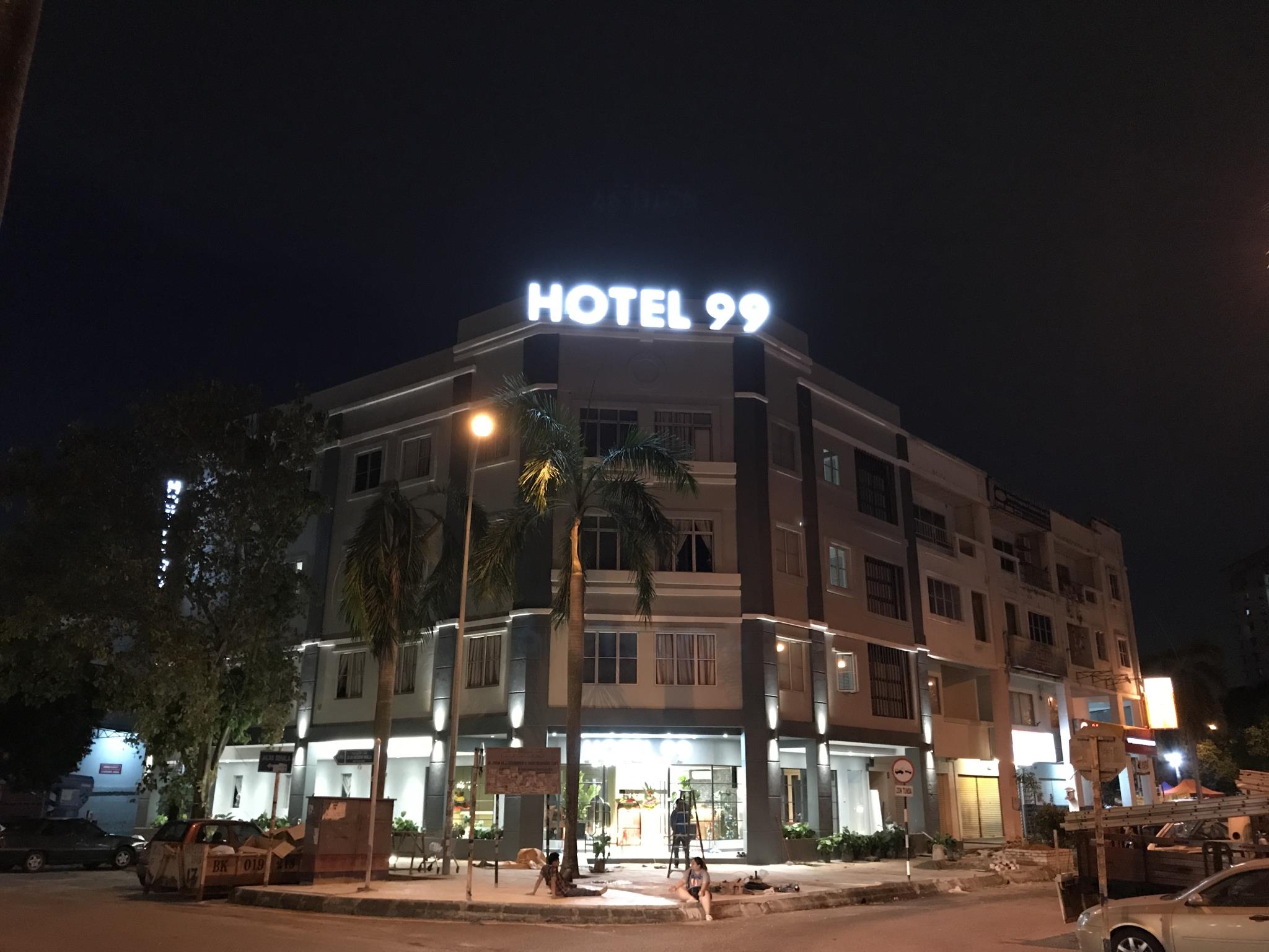 Hotel 99 - Kota Kemuning