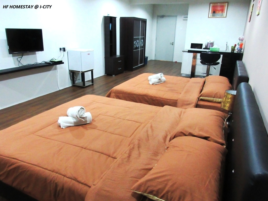 OYO 763 Tazara Hotel