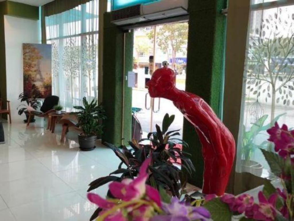 Le Garden Hotel