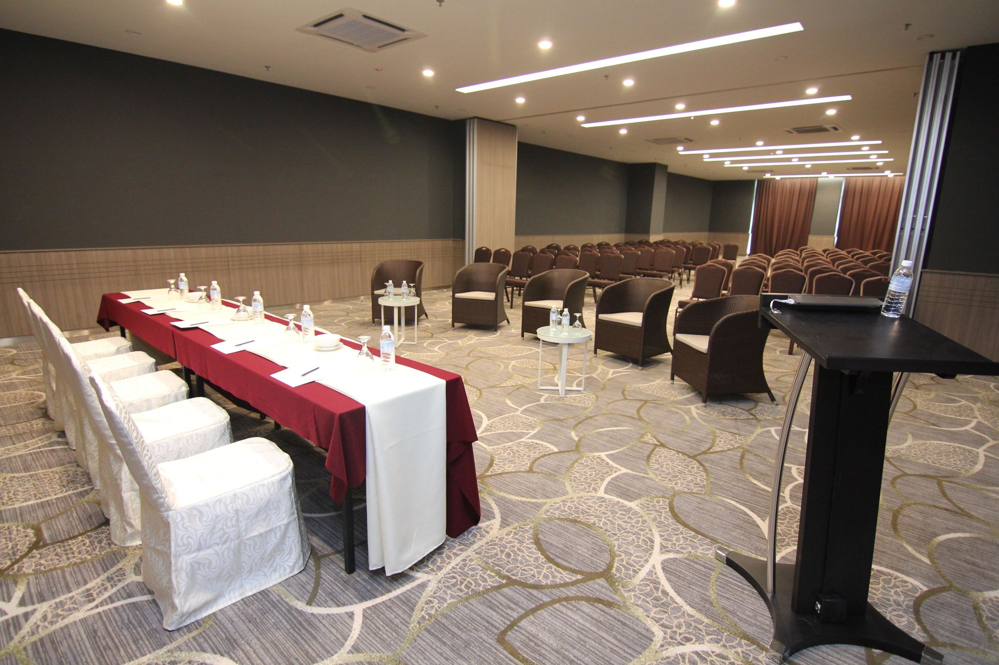Nexus Regency Suites & Hotel