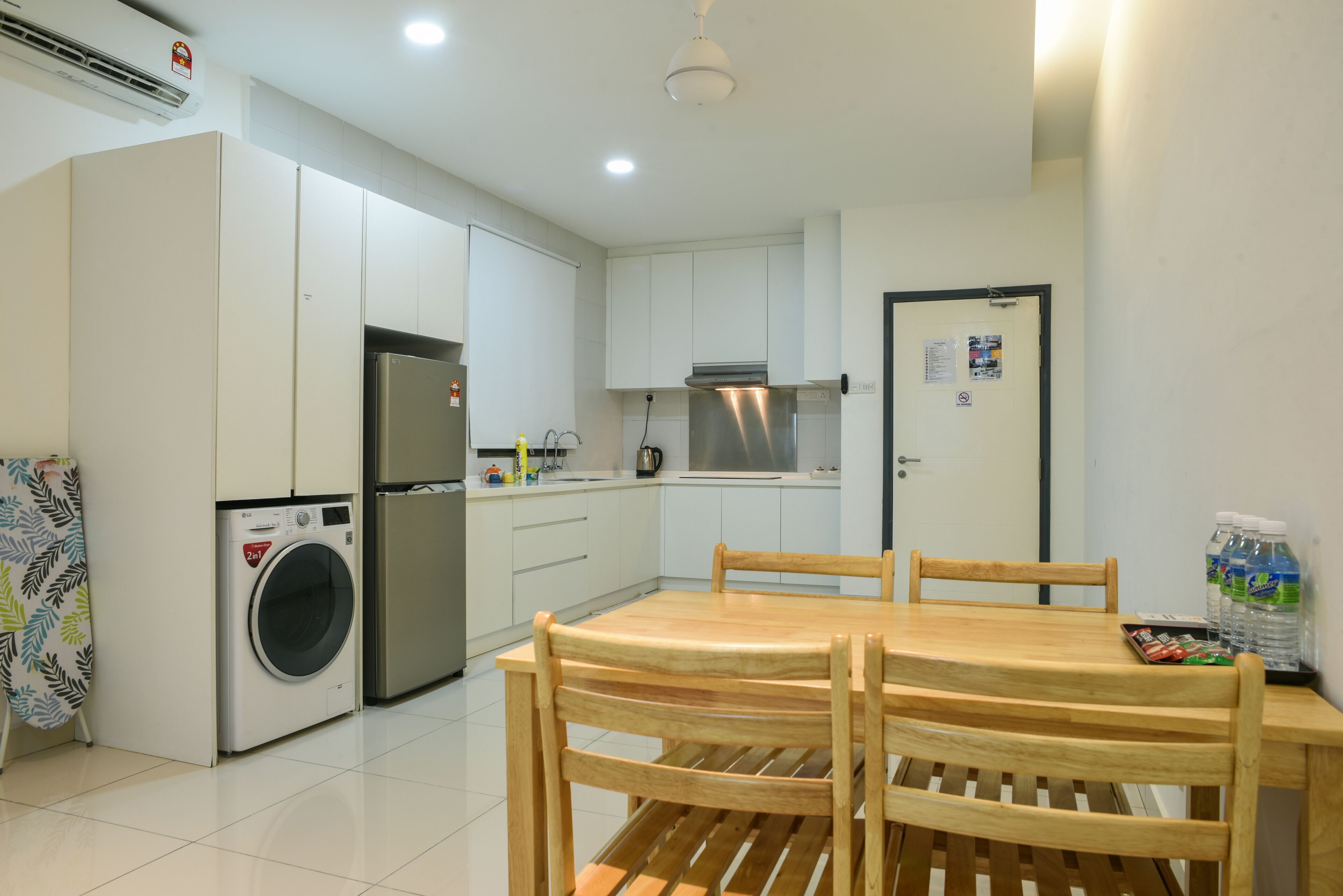 Subang Homestay @ Damen