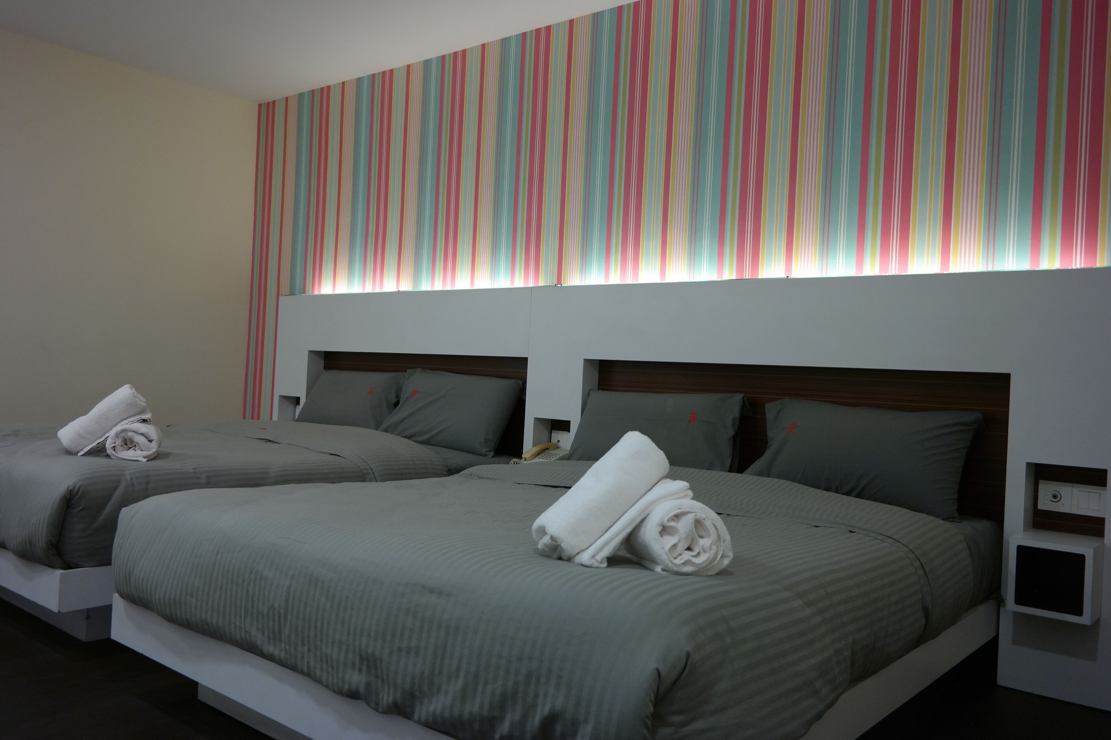 Summer Oscar Boutique Hotel