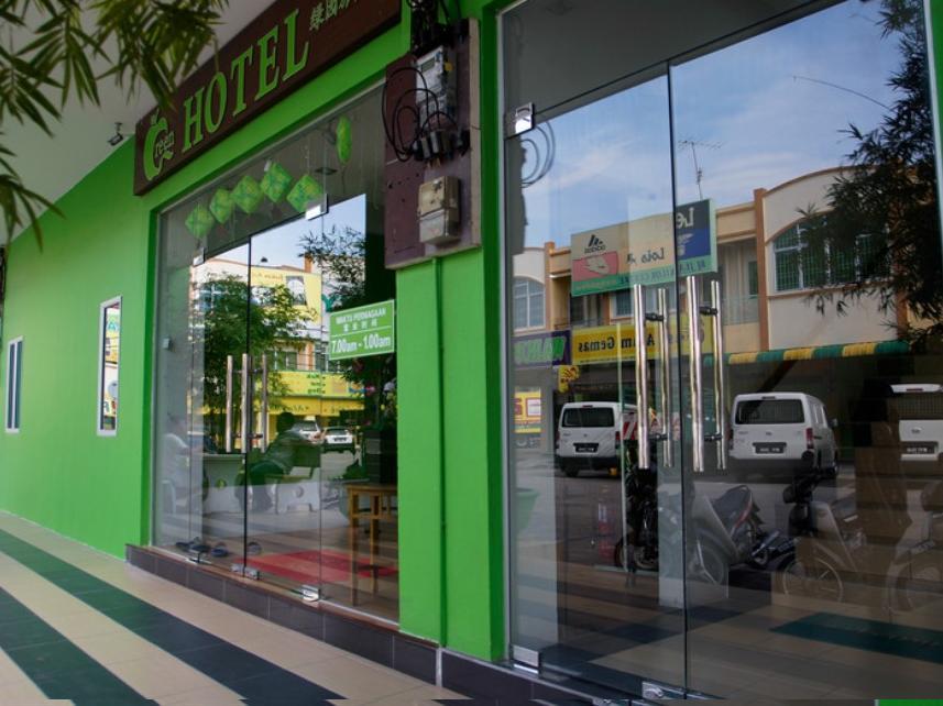 Green Hotel