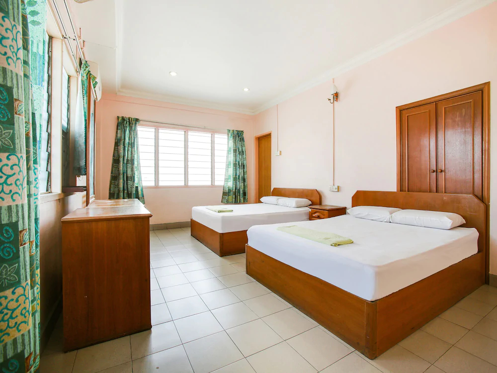 Hotel Dinar by OYO Rooms