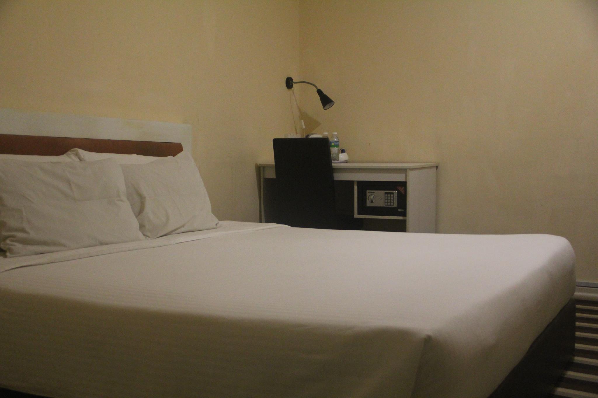 First Residence Hotel