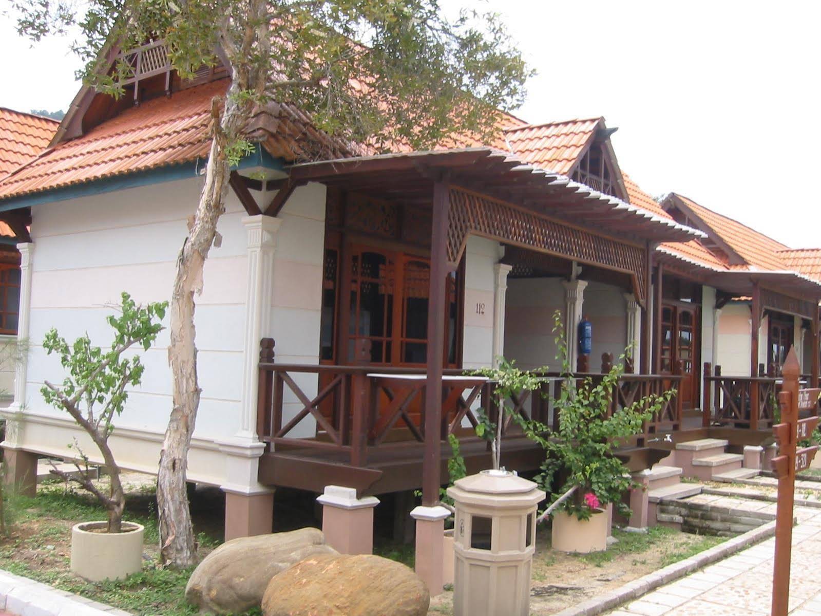 Bukit Keluang Beach Resort