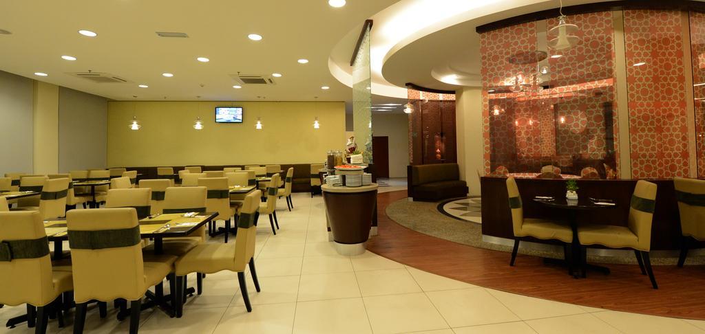 Grand Puteri Hotel