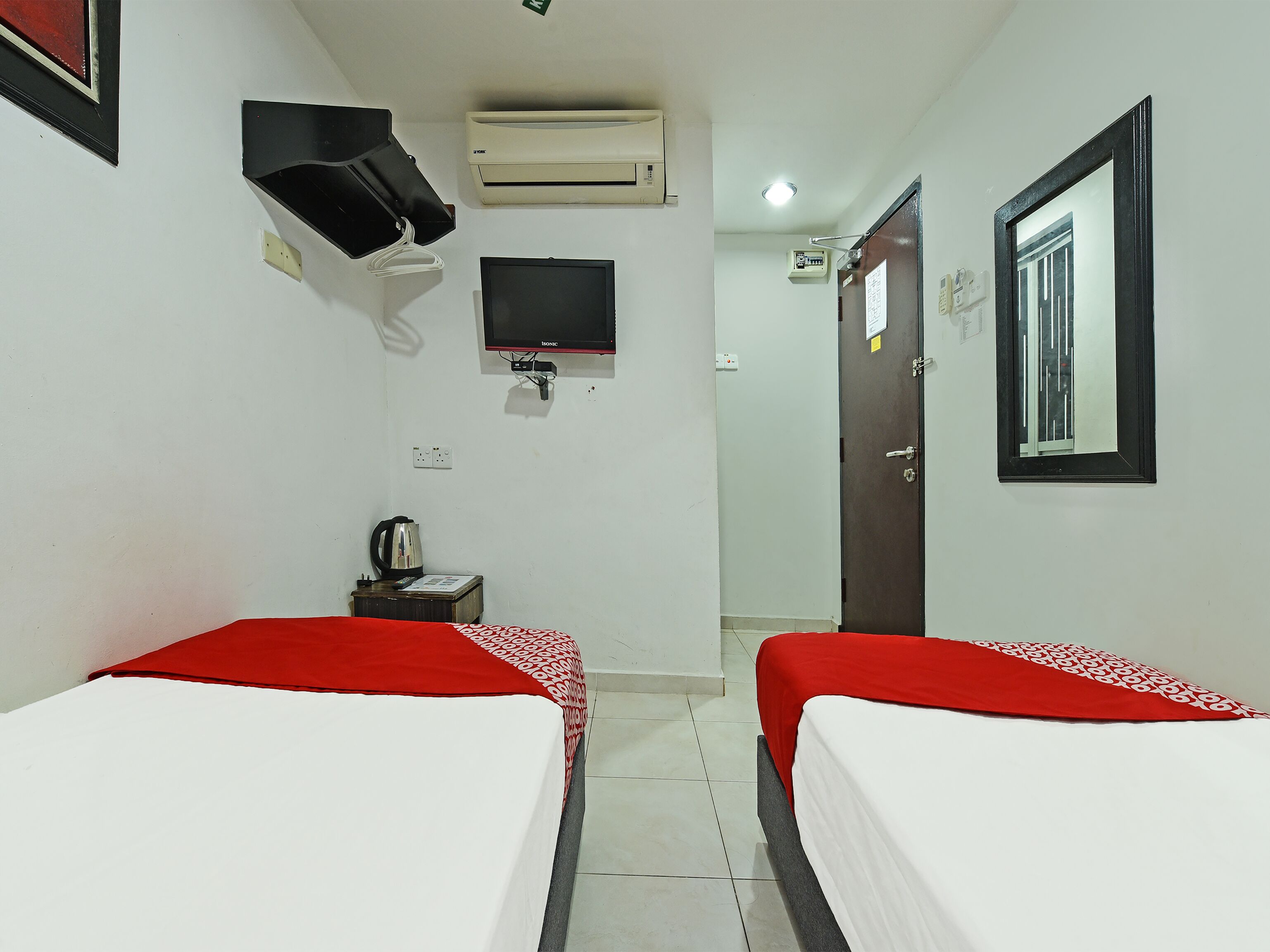 Hotel Gemilang by Oyo Rooms