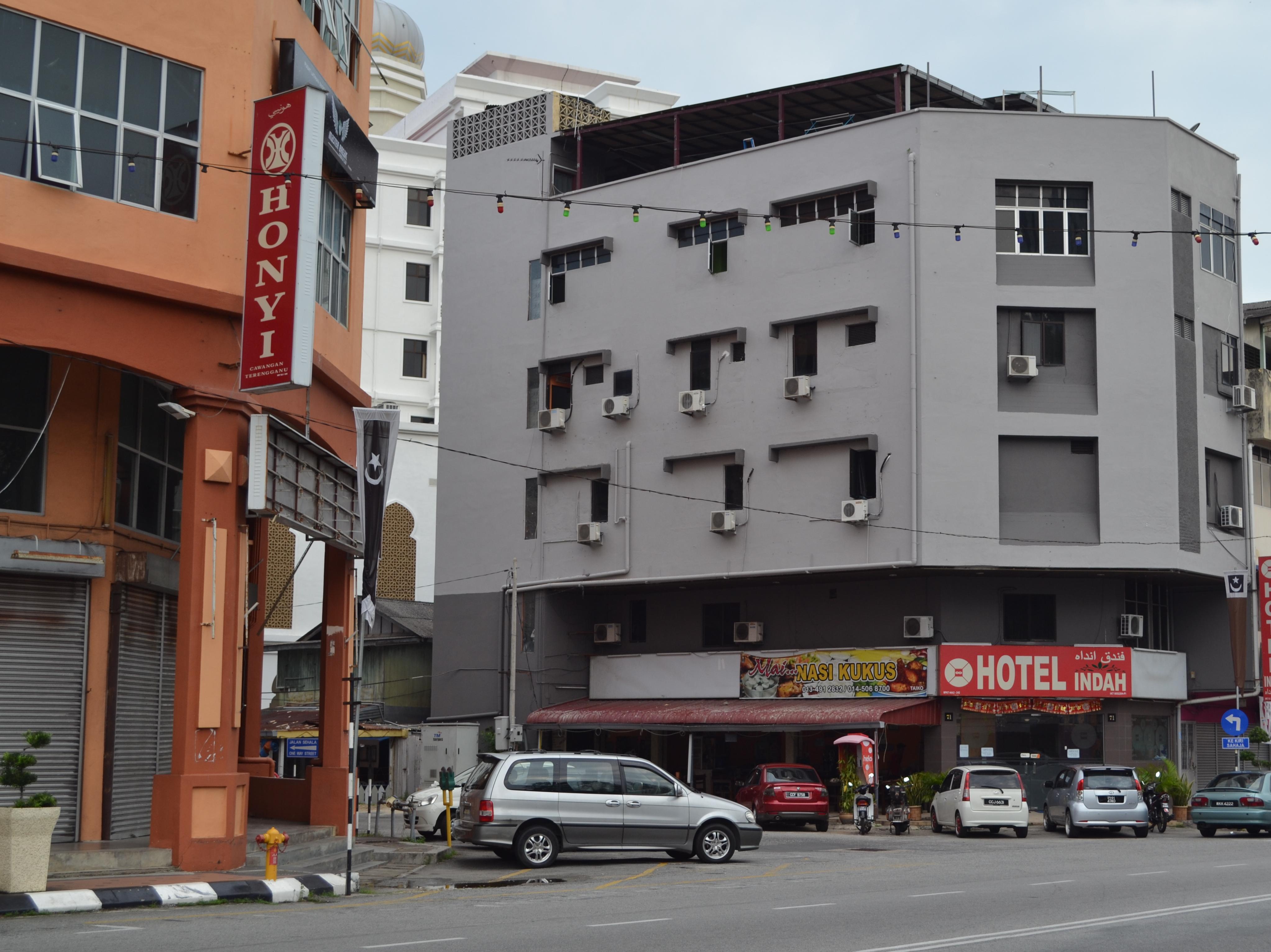 Hotel Indah
