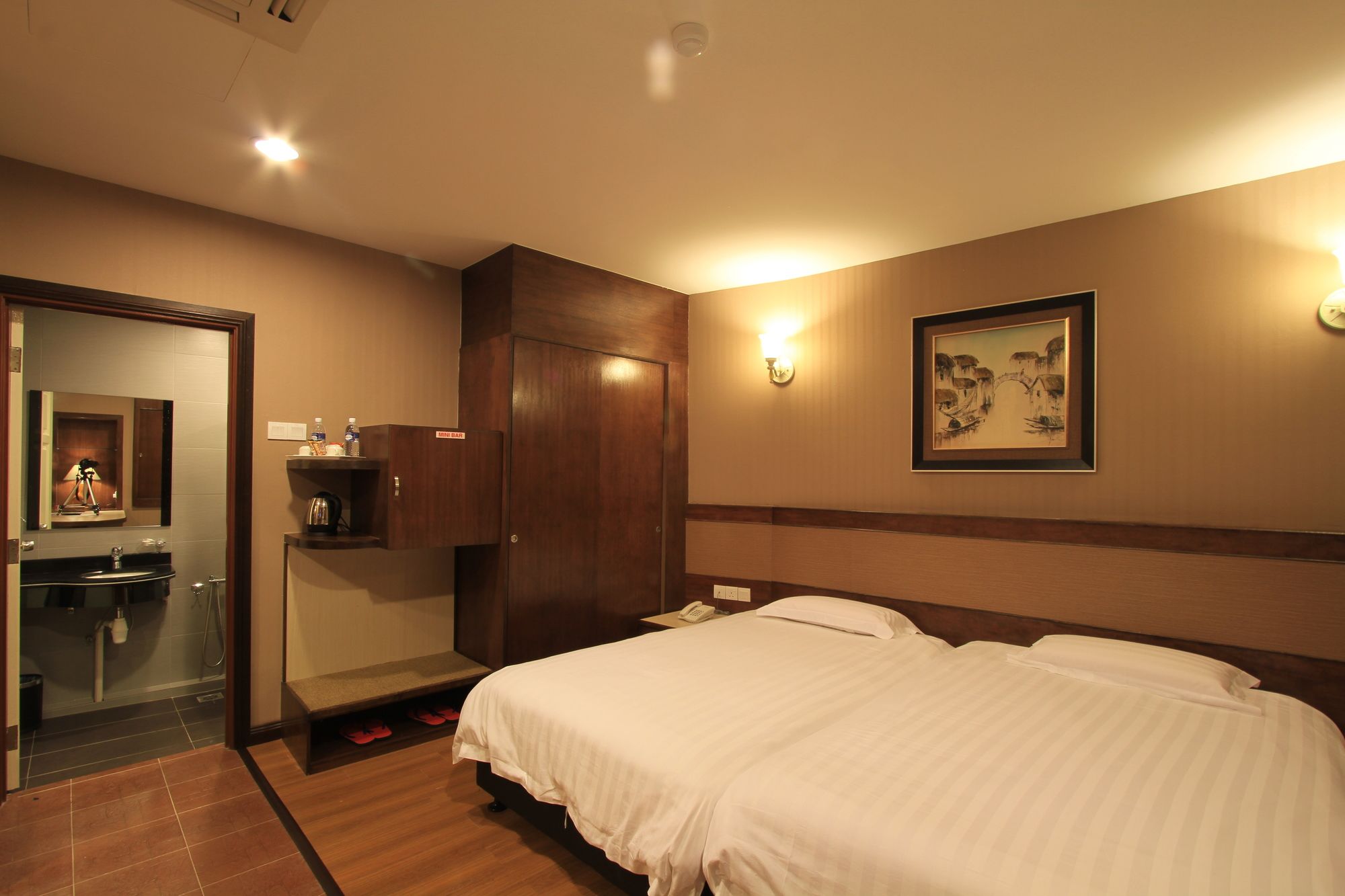 Ming Paragon Hotel & Spa