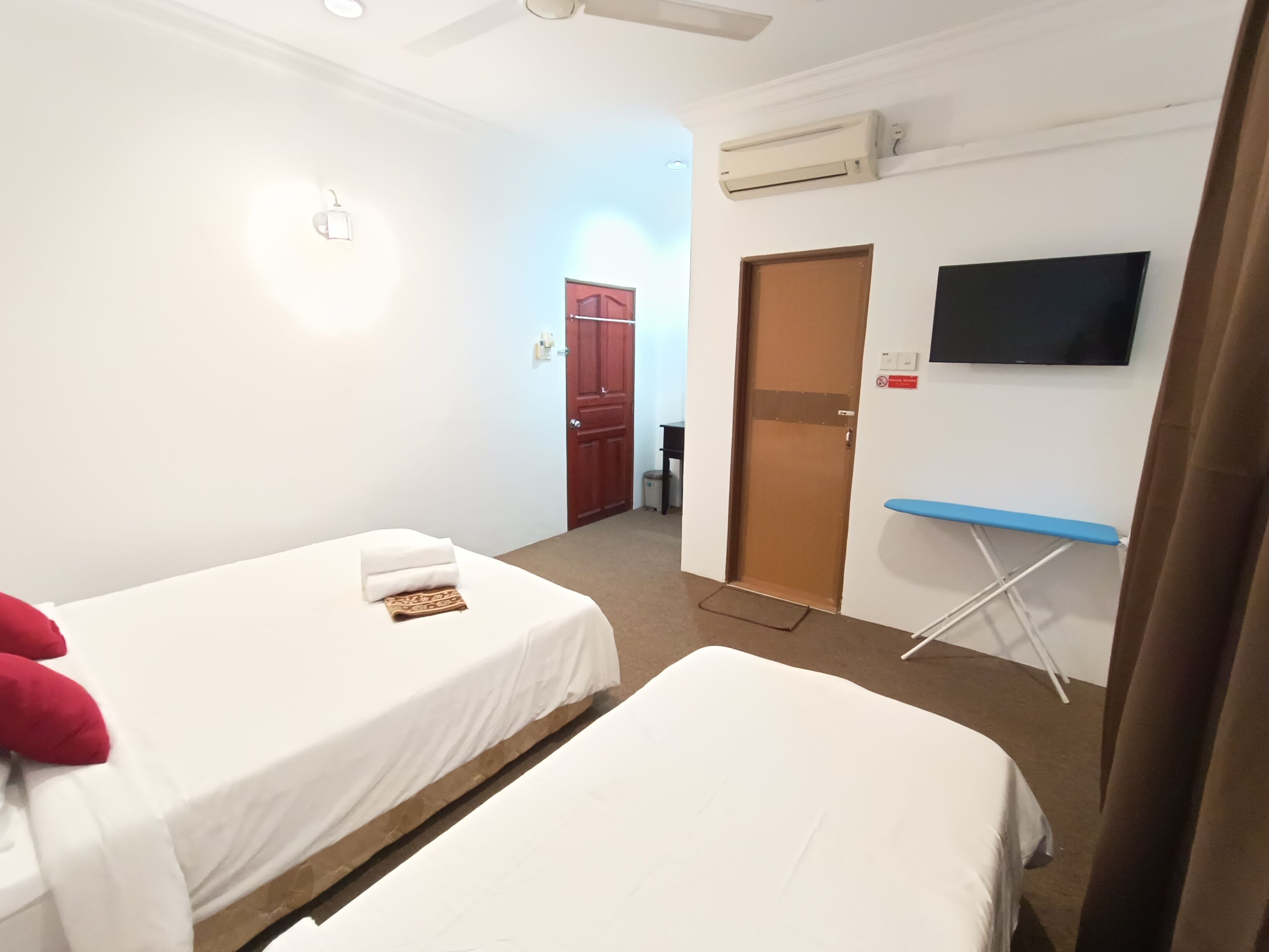 Oba Hotel by OYO