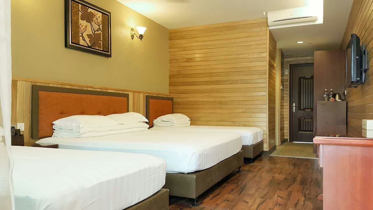 Summer Bay Lang Island Resort