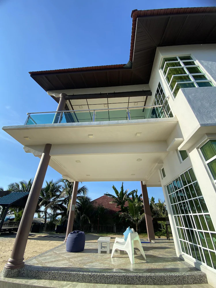 Che Beach House