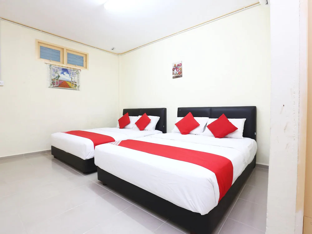 Hotel Pelangi Marang by OYO Rooms