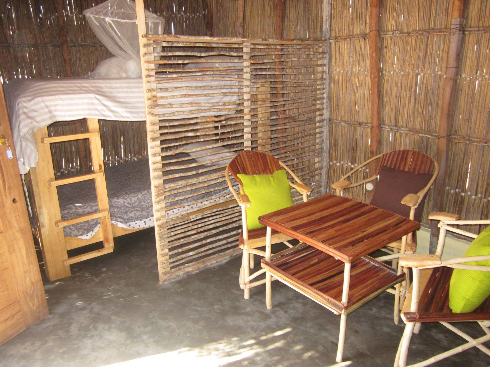 Baobab Beach Lodge & Backpackers