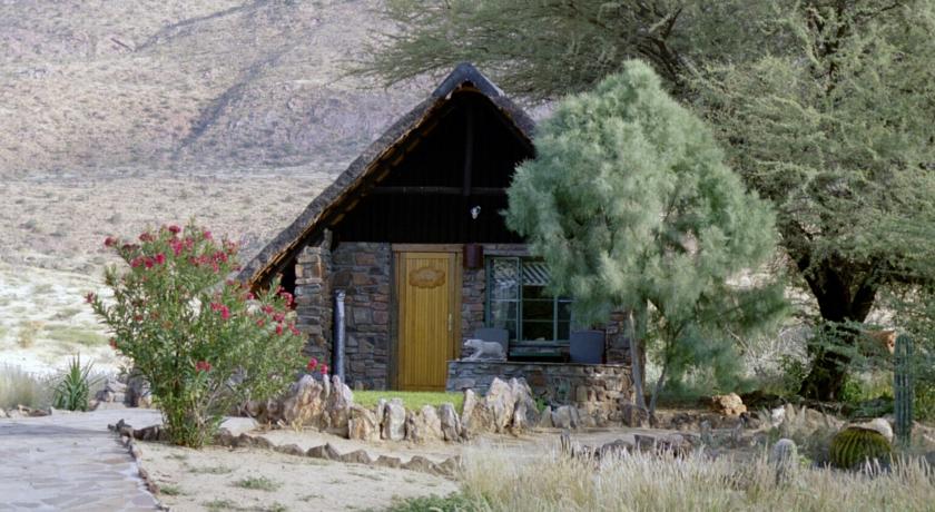 Etusis Lodge
