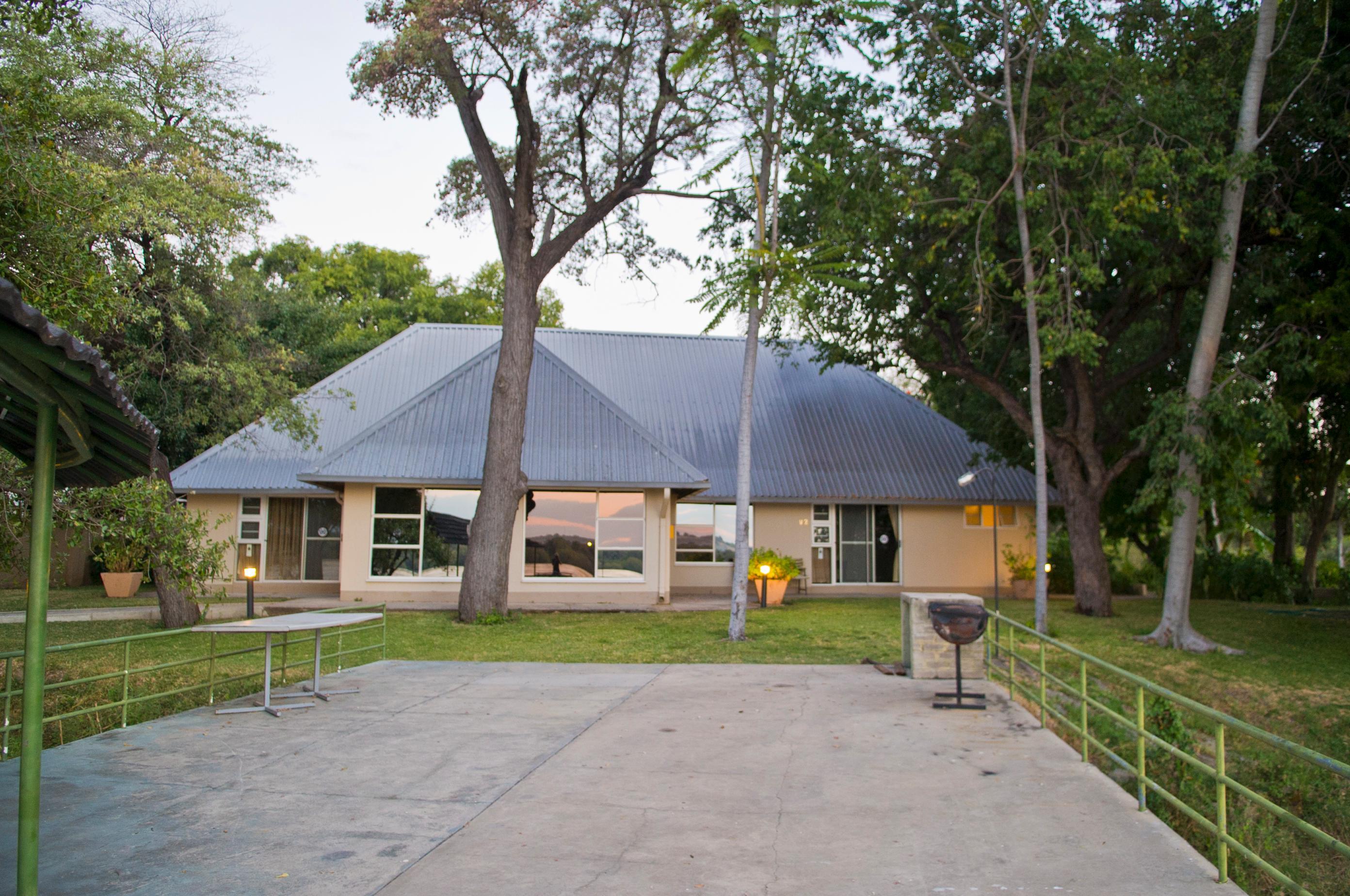 Protea Hotel Zambezi River Lodge