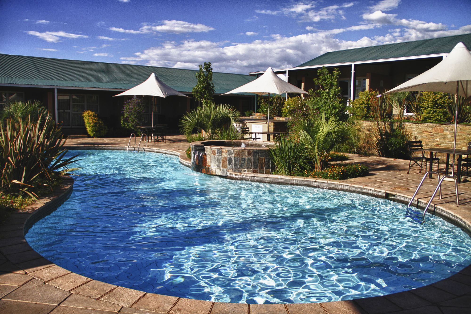 Arebbusch Lodge