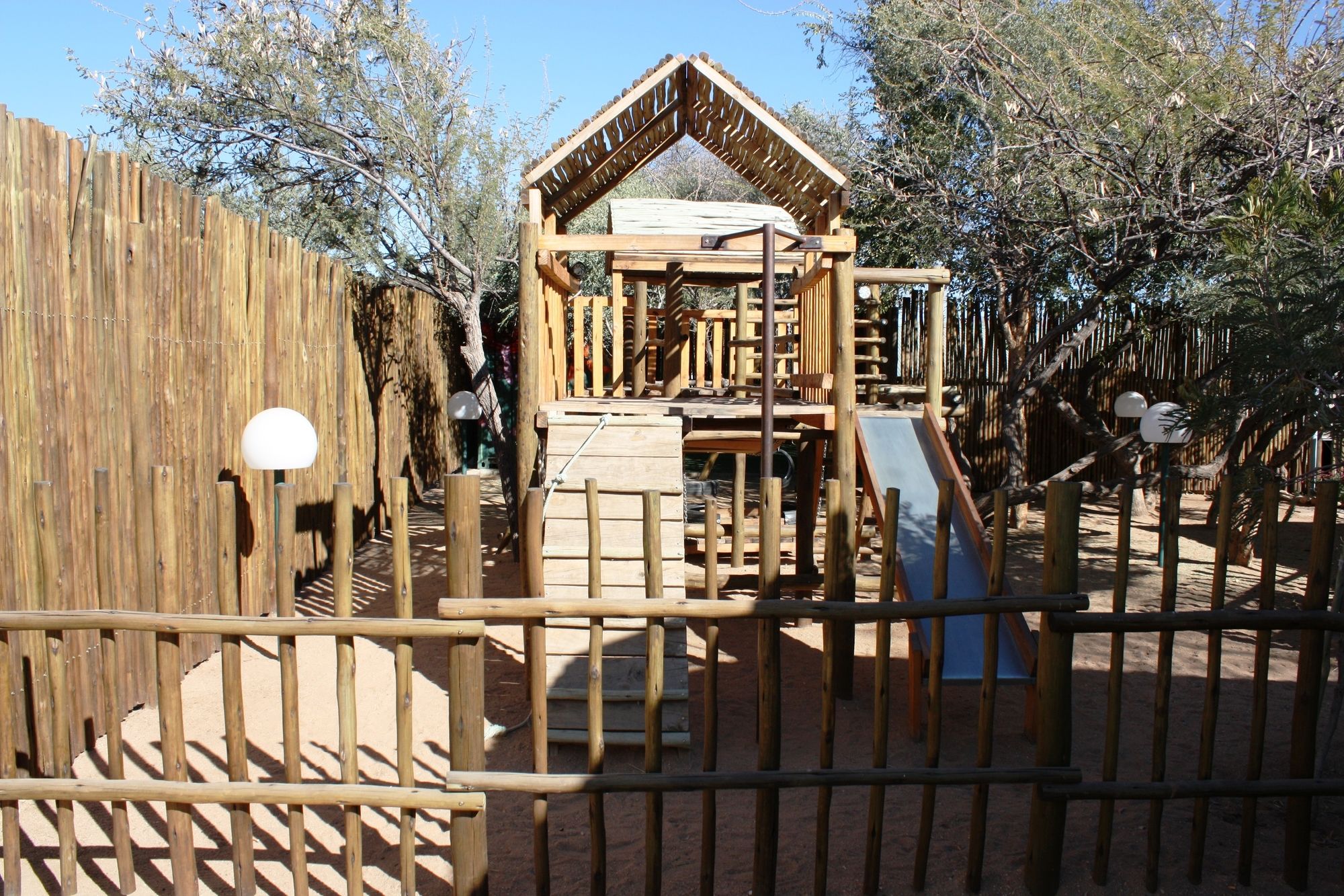 Arebbusch Lodge