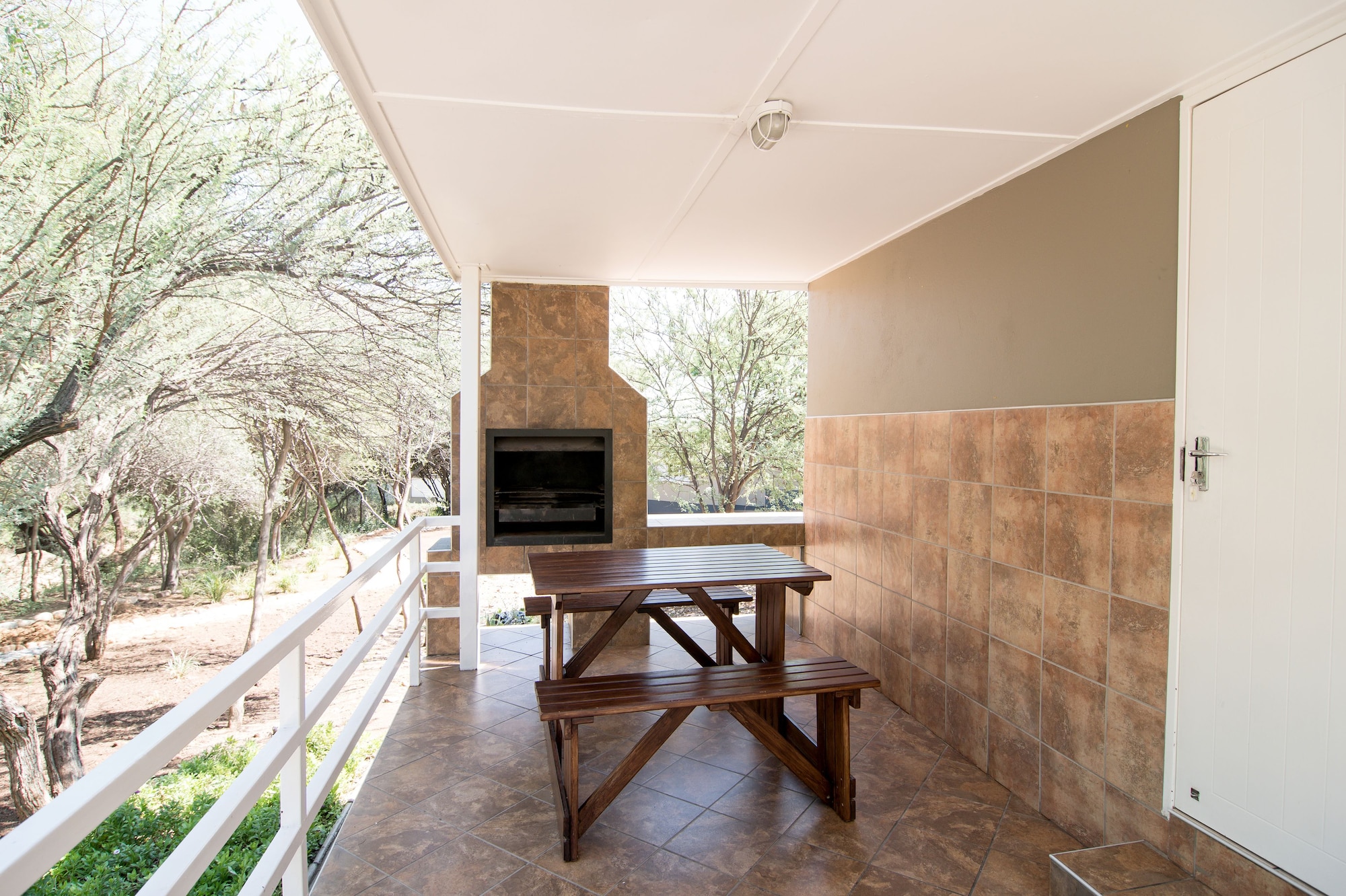Arebbusch Lodge