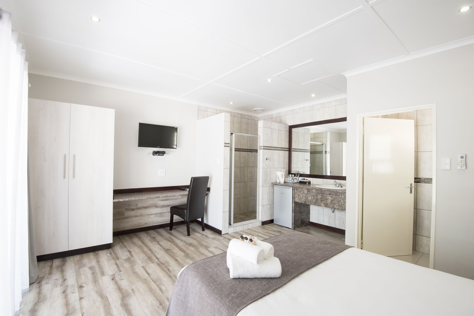 Arebbusch Lodge