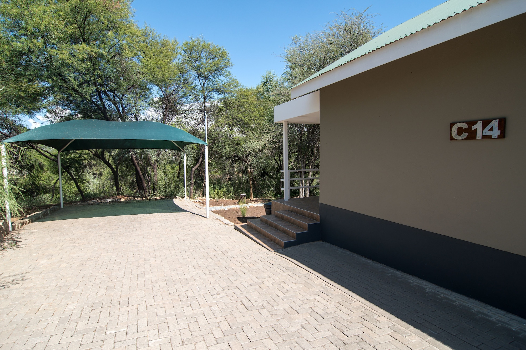 Arebbusch Lodge