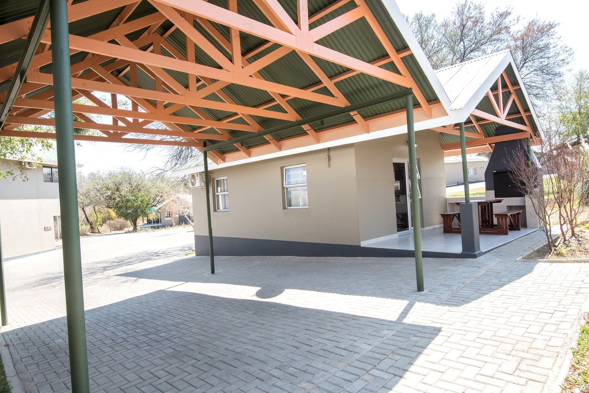 Arebbusch Lodge