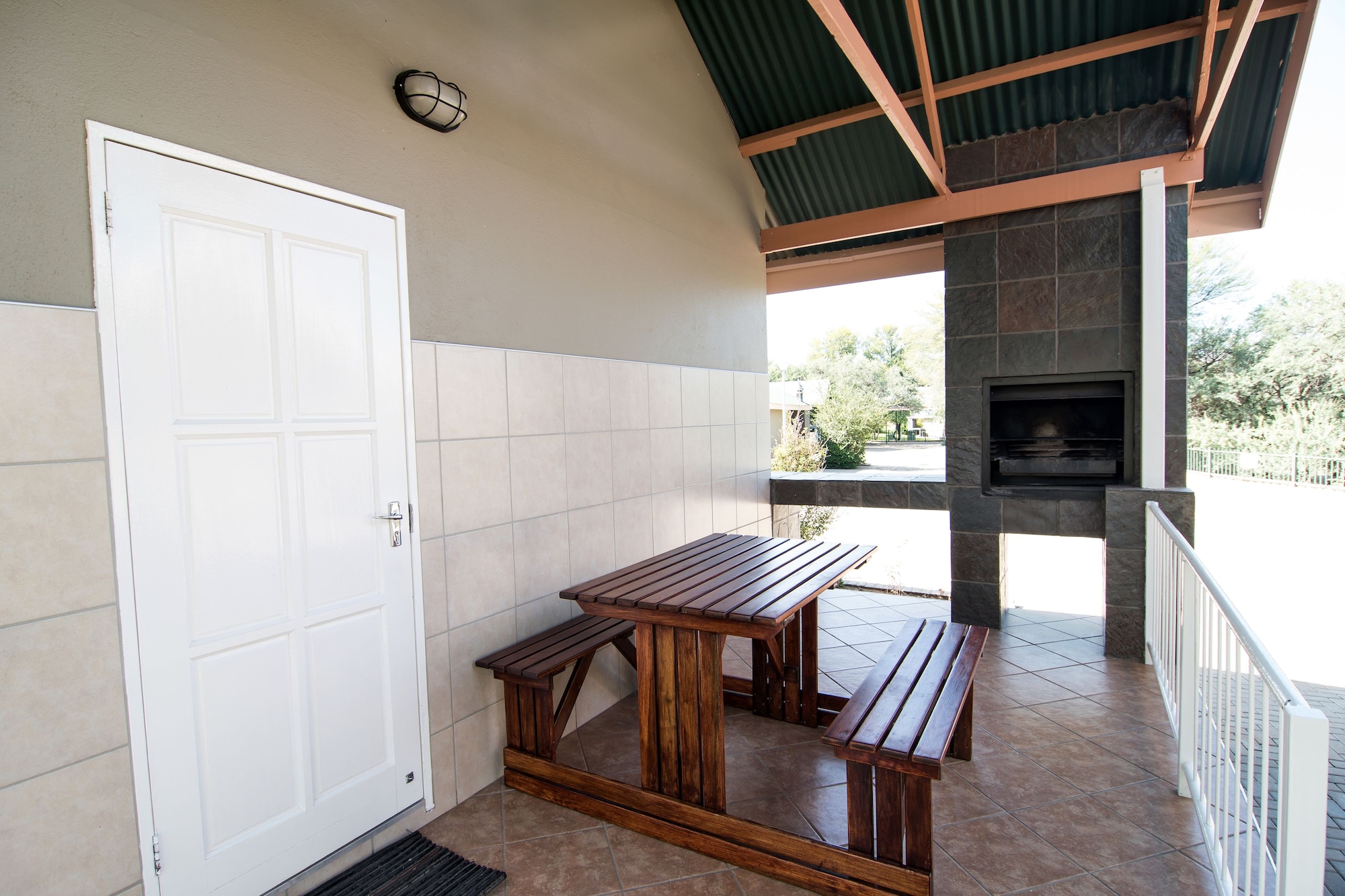 Arebbusch Lodge