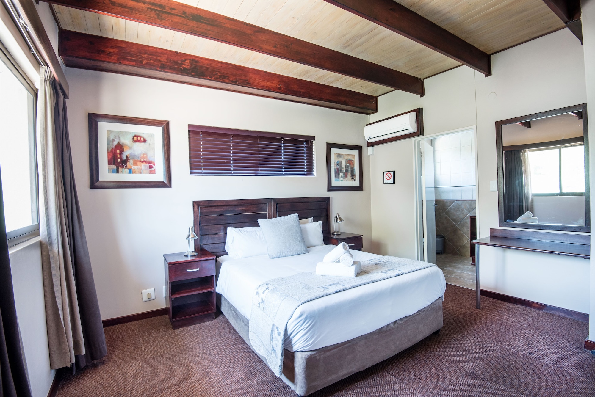 Arebbusch Lodge
