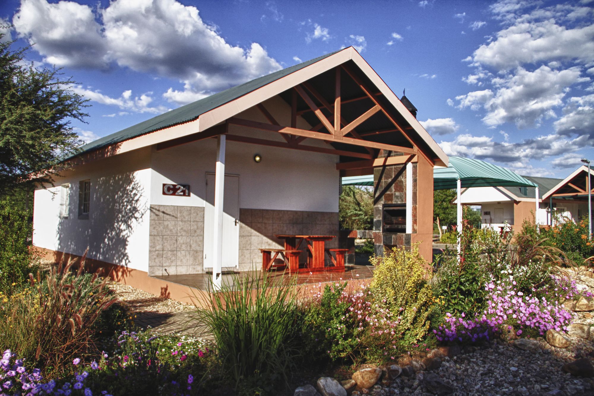 Arebbusch Lodge