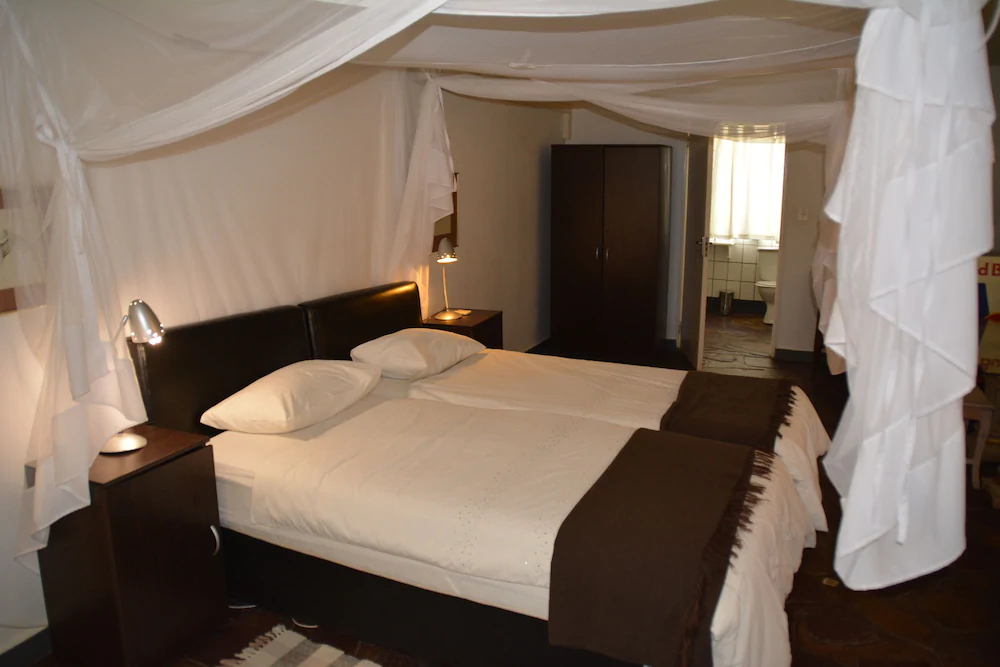 Lodge - Gabus Game Ranch