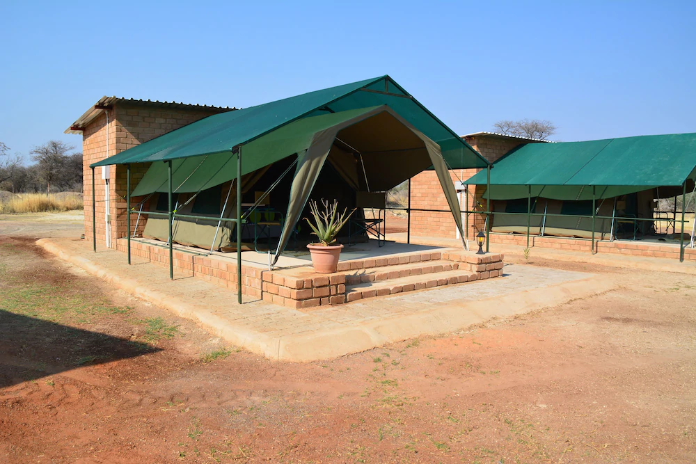 Lodge - Gabus Game Ranch